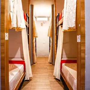 Reddoorz Near Ngurah Rai Airport Kuta 2* Kuta Lombok